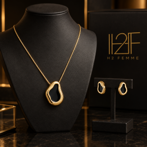 Conjunto Dourado Formato Orgânico Preto